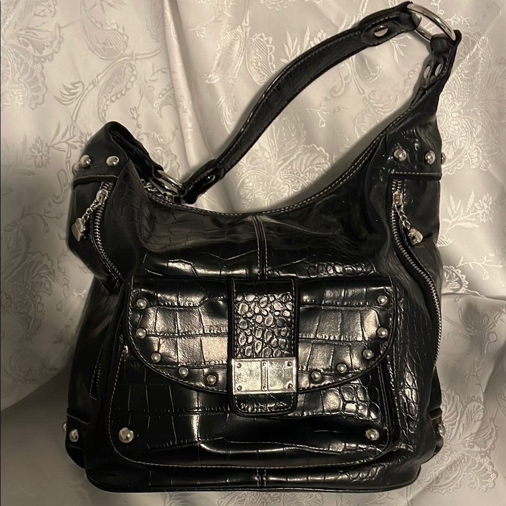 Elegant Black Croc-Embossed Women's Bag